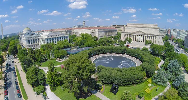 WASHINGTON - National Gallery of Art, Archives Nationales, Ministère de la Justice et Museum d'Histoire Naturelle. Pavel L / Shutterstock.com